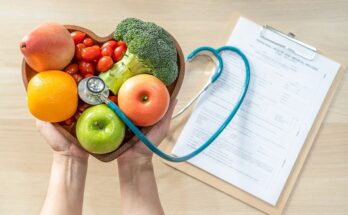 How to Become a Certified Nutritionist?